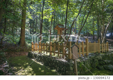 京都亀岡 出雲大神宮 森の中の崇神天皇社 130094172