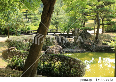 池のある庭園 池のある庭園 130095518