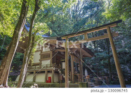 京都亀岡 出雲大神宮 森の中の上ノ社 京都亀岡 出雲大神宮 森の中の上ノ社 130096745