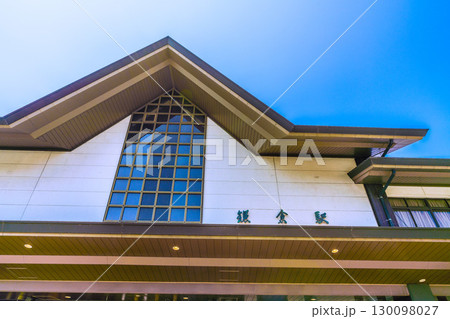 日本の鎌倉都市景観　鎌倉駅などを望む 130098027