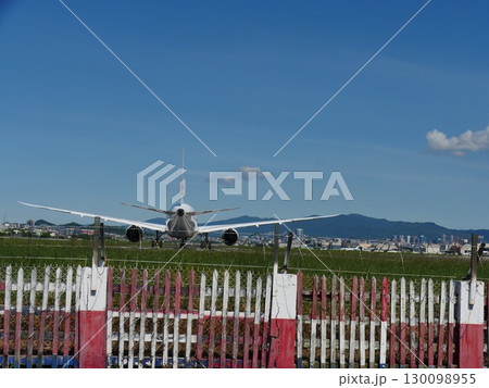 飛行機 航空機 ひこうき 130098955