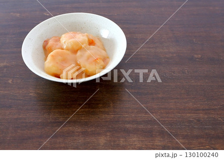 テーブル背景のエビマヨ テーブル背景のエビマヨ 130100240