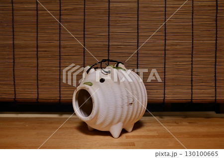 夜間のブタ型 蚊取り線香ポット 夜間のブタ型 蚊取り線香ポット 130100665