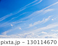 青い空白い雲 130114670