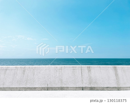 海の見える道 130118375