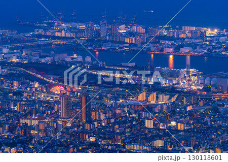 《兵庫県》日本三大夜景・神戸掬星台の夜景 130118601