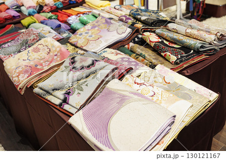着物 帯紐や帯締め帯揚げなどのイメージ画像 呉服店や着物レンタル 着物 帯紐や帯締め帯揚げなどのイメージ画像 呉服店や着物レンタル 130121167