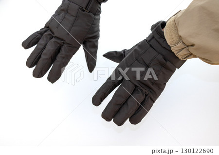 黒い手袋をはめた両手 黒い手袋をはめた両手 130122690