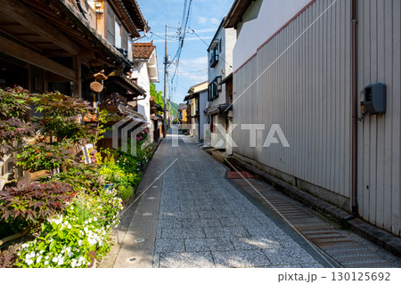 若桜宿 蔵通り・寺通り 鳥取県八頭郡若桜町 若桜宿 蔵通り・寺通り 鳥取県八頭郡若桜町 130125692