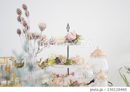 造花のピンクの花のインテリア 造花のピンクの花のインテリア 130128460