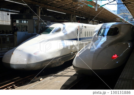 東京駅に入線した東海道山陽新幹線　N700系新幹線 130131886