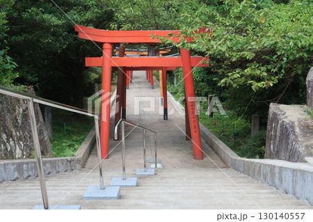 赤い鳥居 赤い鳥居 130140557