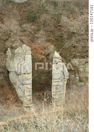 湯野上温泉夫婦岩（福島県） 130147182
