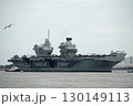 東京湾に入る英国海軍空母「プリンス・オブ・ウェールズ」。2025/8/28 130149113