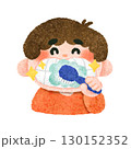 かわいい歯を磨く子供の手描きイラスト素材 130152352