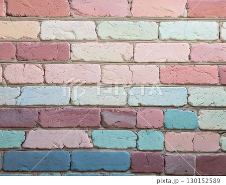 パステルカラーのレンガ壁と柔らかな質感 130152589