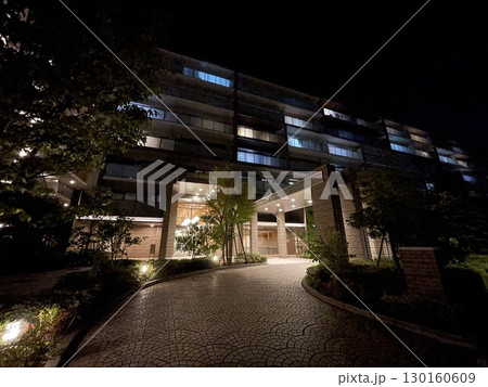 夜の分譲マンション 夜の分譲マンション 130160609