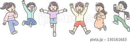 ジャンプする元気な子どもたちのイラストセット ジャンプする元気な子どもたちのイラストセット 130161683