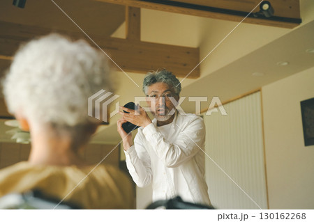 大御所カメラマン 130162268