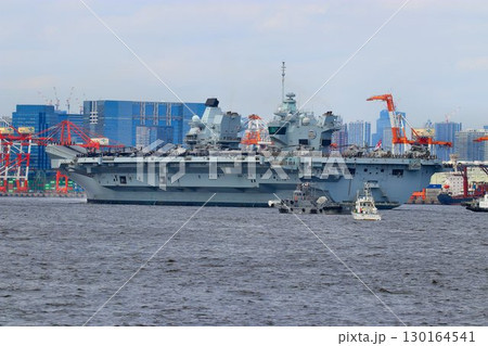 インド太平洋地域の平和維持へ… 東京港に入港する英国海軍・空母『プリンス・オブ・ウェールズ』 インド太平洋地域の平和維持へ… 東京港に入港する英国海軍・空母『プリンス・オブ・ウェールズ』 130164541