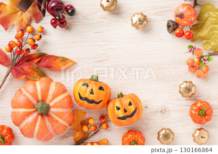 ハロウィンイメージのフレーム 130166864