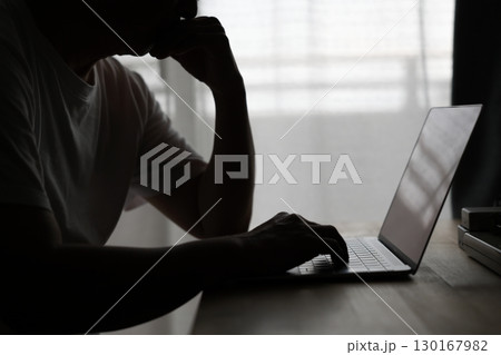 闇バイトの入り口 闇バイトの入り口 130167982