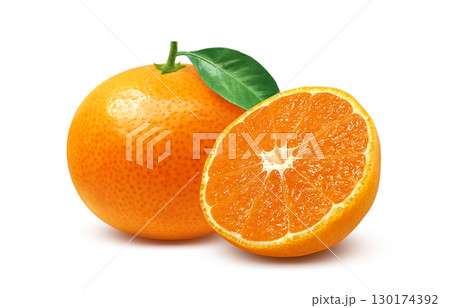 みかん イラスト リアル 白バック 130174392
