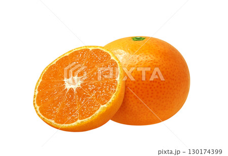 みかん イラスト リアル 白バック 130174399