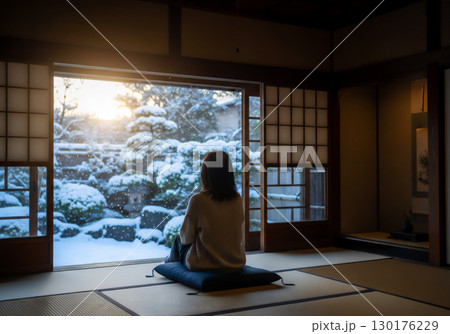 雪景色と和の暮らし 130176229