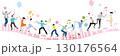 街の中で陽気に踊る人たち 130176564