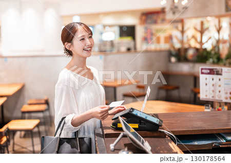 キャッシュレス決済 クレジットカード キャッシュレス決済 クレジットカード 130178564