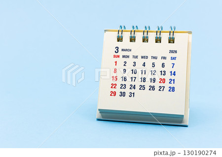 2026年3月カレンダー　水色背景 130190274