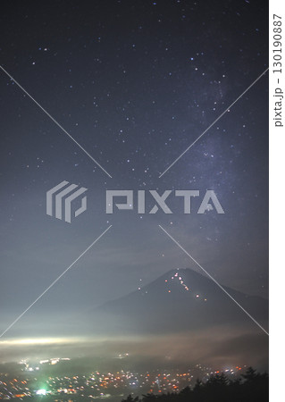 夏の夜空 夏の夜空 130190887