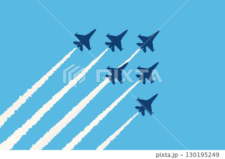 飛行機雲と戦闘機のシルエット,航空祭や大きなイベントでアクロバット飛行(フライオーバー)を披露する 飛行機雲と戦闘機のシルエット,航空祭や大きなイベントでアクロバット飛行(フライオーバー)を披露する 130195249