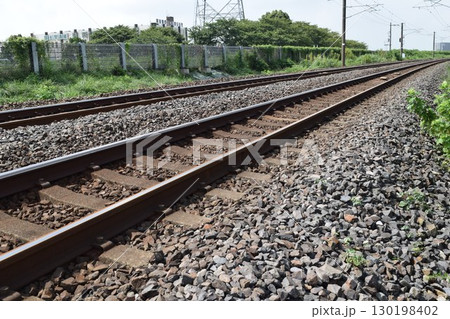 常磐線の鉄道線路 茨城県 130198402