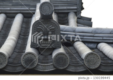 鬼瓦（四天王寺 萬燈院(紙衣堂)／大阪府大阪市天王寺区） 130199445