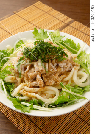 胡麻タレ冷しゃぶうどん 130200595