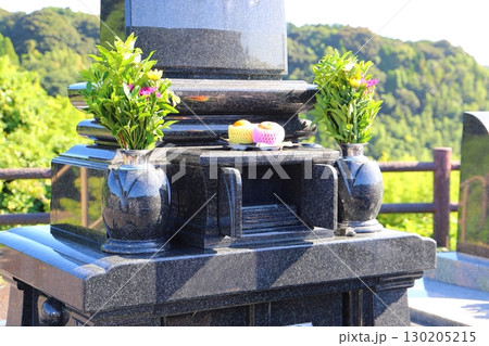 墓参り　仏花　供え物 130205215