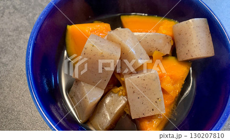 かぼちゃとこんにゃくの煮物 かぼちゃとこんにゃくの煮物 130207810
