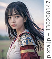 夕暮れの戦国時代の戦場で鎧を着た悲しげな顔の若い女性武士	 130208147