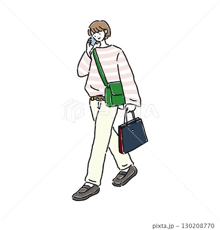 歩きながらスマホする女性 歩きながらスマホする女性 130208770