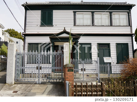 北野の異人館 130209171