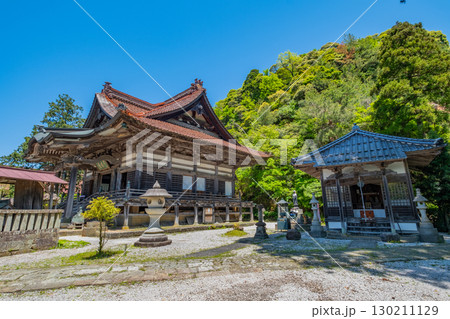 摩尼寺　本堂と三祖堂　鳥取県鳥取市覚寺 130211129