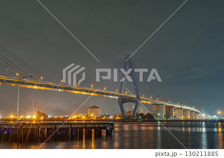 名港東大橋の夜景 130211885