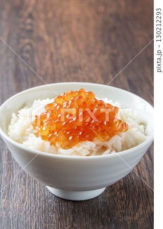 北海道の美味しいいくら丼 北海道の美味しいいくら丼 130212293