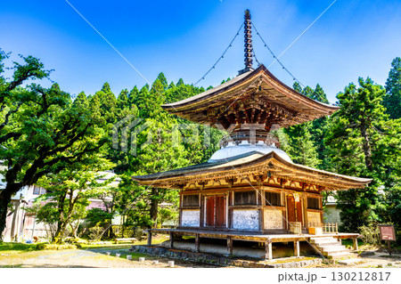 世界遺産 紀伊山地の霊場と参詣道】真夏の金剛三昧院　国宝・多宝塔5　和歌山県伊都郡高野町 130212817