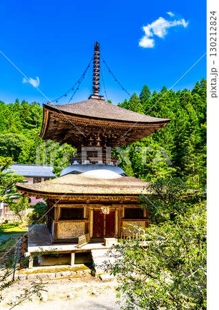 世界遺産 紀伊山地の霊場と参詣道】真夏の金剛三昧院 国宝・多宝塔3 和歌山県伊都郡高野町 世界遺産 紀伊山地の霊場と参詣道】真夏の金剛三昧院 国宝・多宝塔3 和歌山県伊都郡高野町 130212824