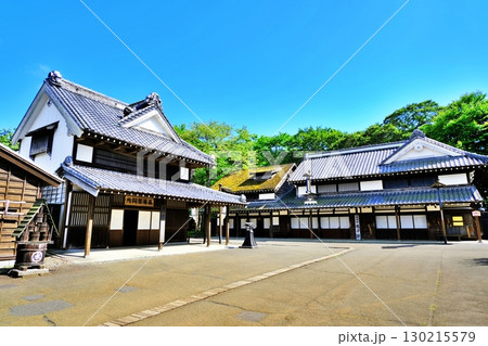 江戸時代の街並みを再現した風景 江戸時代の街並みを再現した風景 130215579