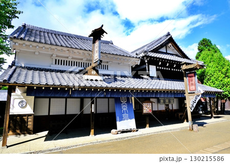 江戸時代の街並みを再現した風景 江戸時代の街並みを再現した風景 130215586
