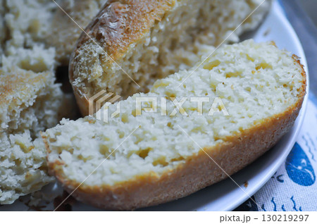 bread , whole wheat bread or sourdough bread or loaf of bread or cranberry and whole grain bread 130219297